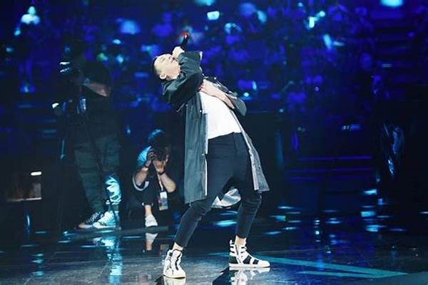 荣耀征战歌词_征战四方的意思